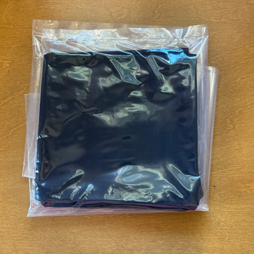 NWOT Silky Square for Display or Acrylic/Plastic Shoe Boxes - Black